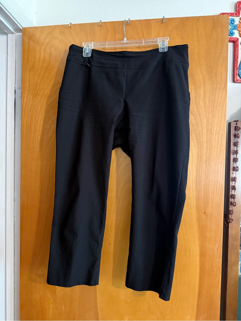 Peck & Peck Black Capris